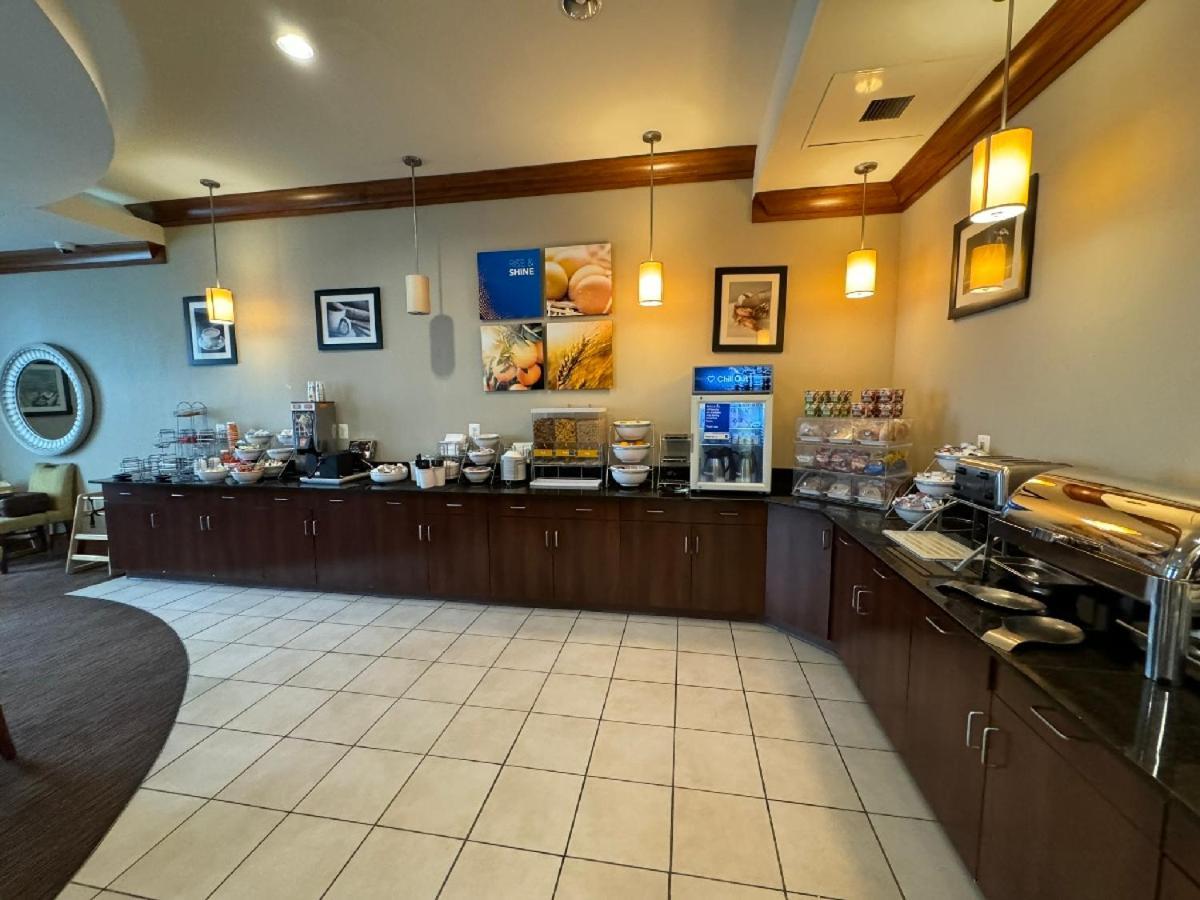 莱克星顿公园康福特茵套房酒店 列克星敦帕克 外观 照片